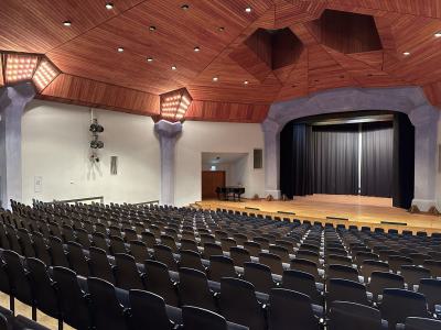 Saal Geschlossen, Blick ins Publikum