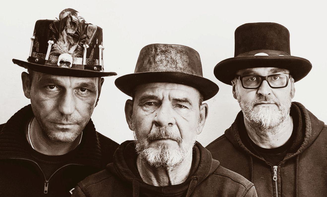 THE MAD HATTER rocken im Q fürs Freibad Deuz © THE MAD HATTER